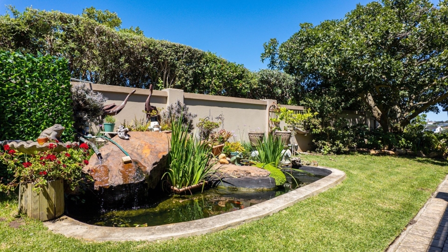 3 Bedroom Property for Sale in The Hill Western Cape